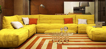Угловой диван в интерьере гостиной-18, Диван Француз